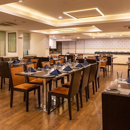 Clubhouse Nami Residency, Ahmedabad Hotel Exterior photo