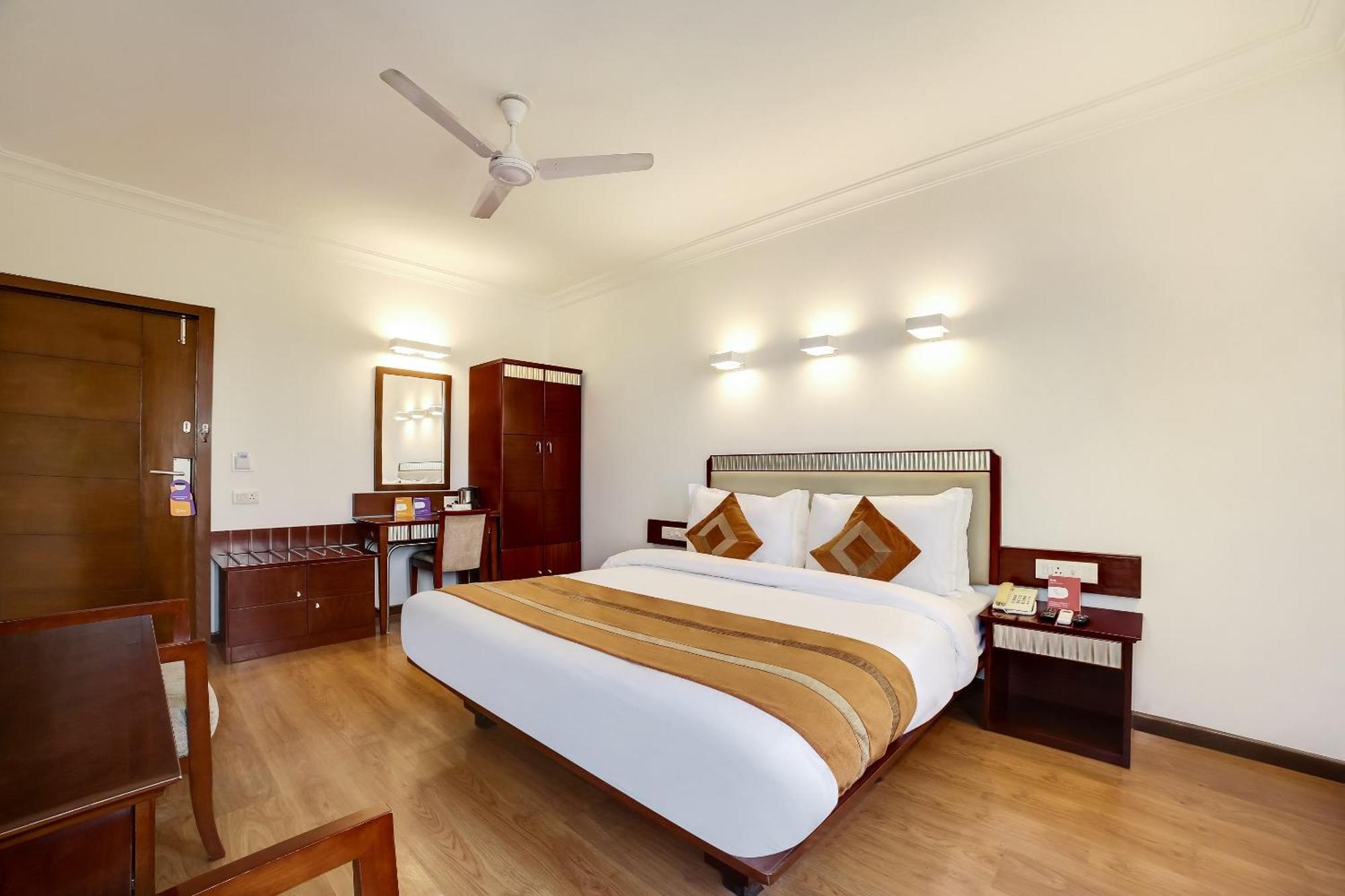 Clubhouse Nami Residency, Ahmedabad Hotel Exterior photo