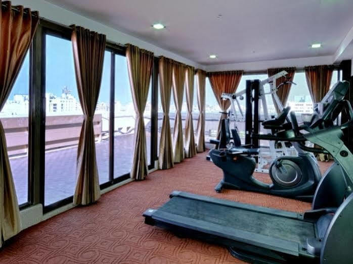 Clubhouse Nami Residency, Ahmedabad Hotel Exterior photo