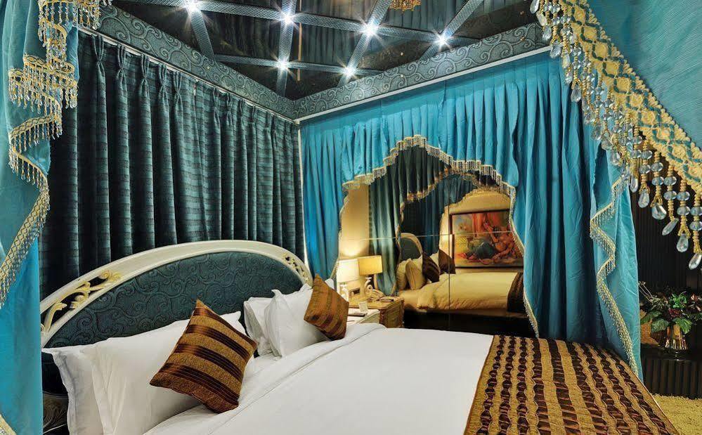 Clubhouse Nami Residency, Ahmedabad Hotel Exterior photo
